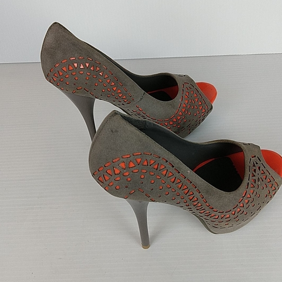 Wild Diva Loraine-23 Cutout Peep Toe High Heels - Picture 5 of 11